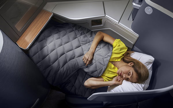 ビジネスクラスのシート